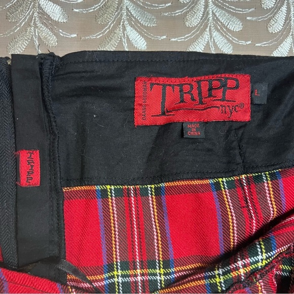 Tripp NYC Y2K Grunge, Emo Plaid Red Skirt w/ Black Lace-Up Detail -Size L -SK06 - Picture 6 of 8